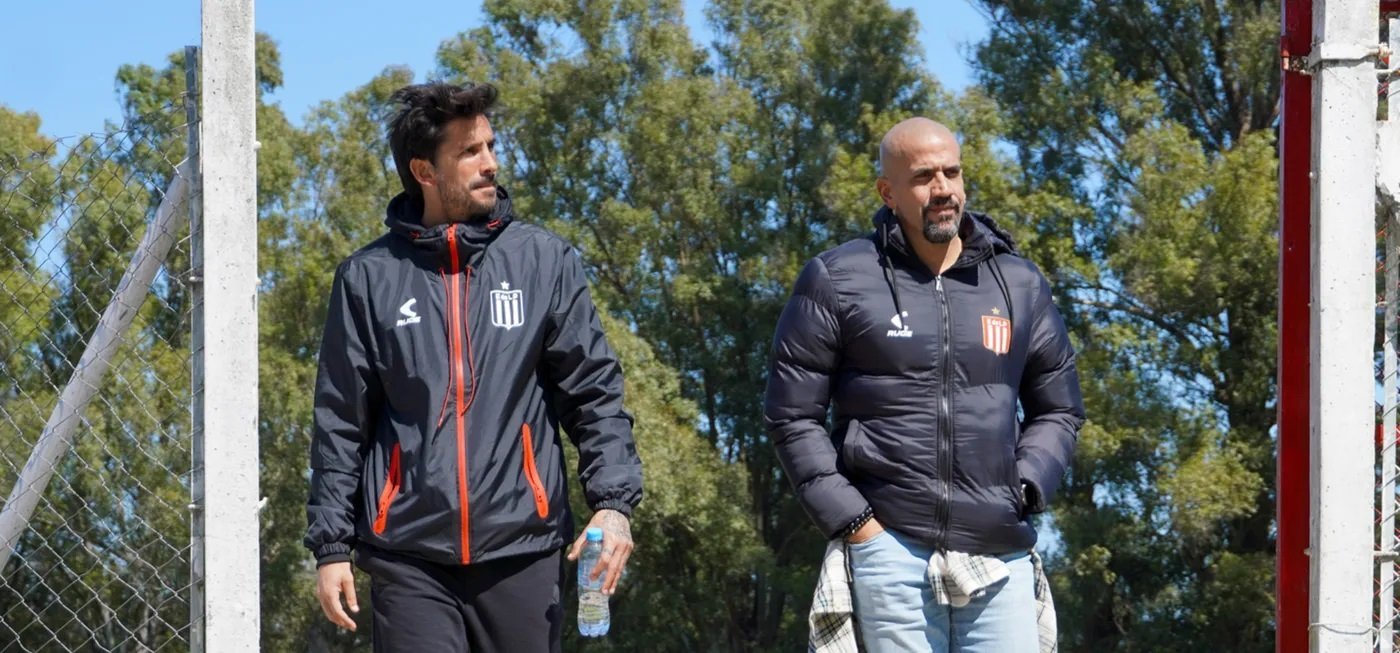Estudiantes en ebullición: Domínguez duda, Verón mueve fichas y Alayes vuelve
