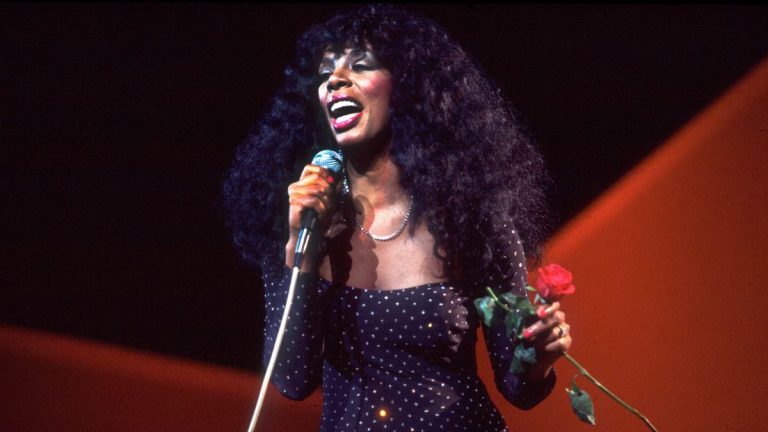 Este viernes vamos a bailar disco con Donna Summer 