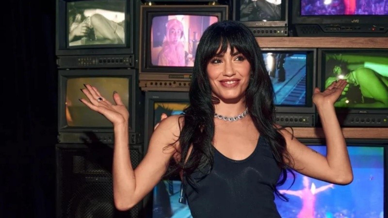 Lali presentó el documental sobre su vida: "Habla del espíritu y de la intuición"