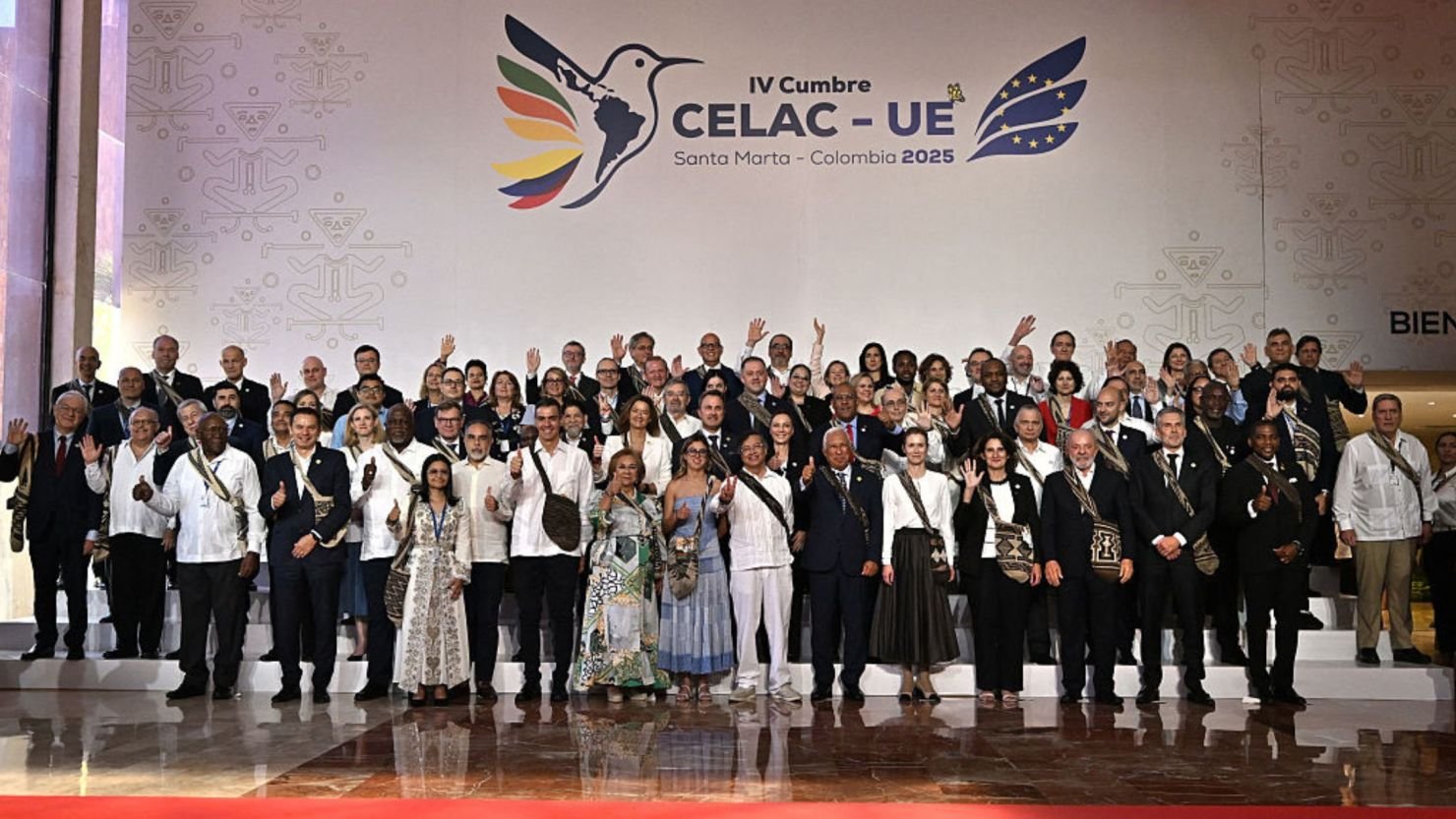 Comenz&oacute; la IV cumbre Celac-UE