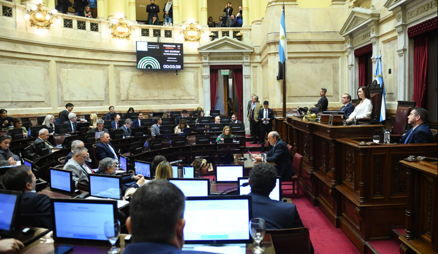 Duro revés para el Gobierno: La oposición aprobó el aumento para jubilaciones