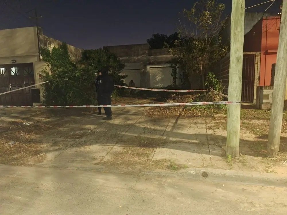 Macabro hallazgo en Altos de San Lorenzo: convivía con el cuerpo momificado de su madre desde 2021
