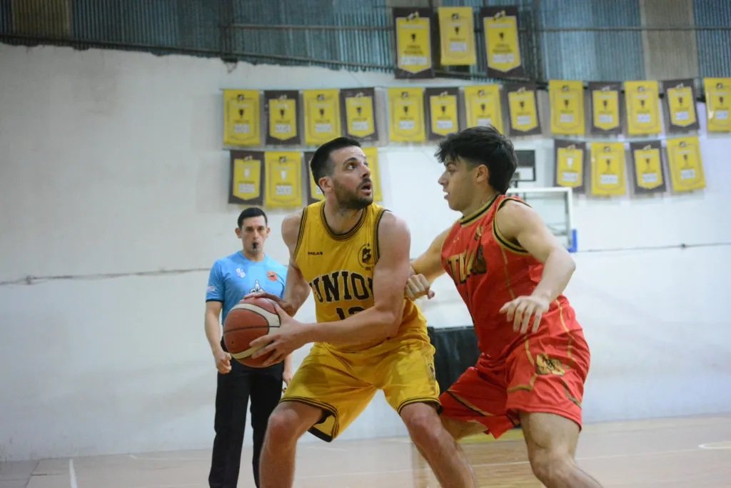 B&aacute;squet: Uni&oacute;n y Platense comenzaron con el pie derecho en las semifinales y el repechaje del b&aacute;squet platense
