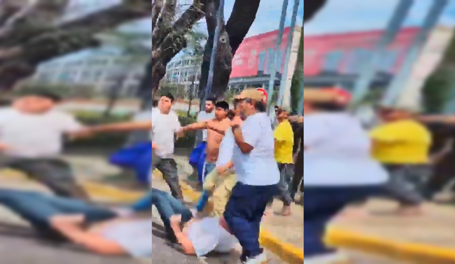 Salvaje pelea entre taxistas y choferes de aplicación