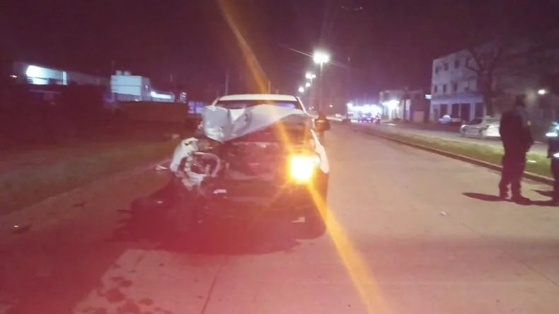 Dos personas murieron en un accidente y una tercera está en grave estado