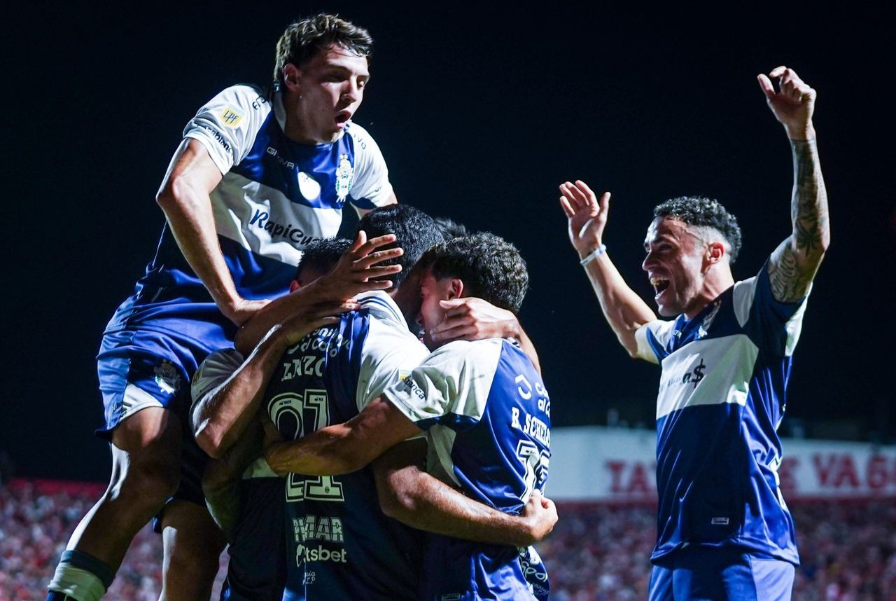 Gimnasia hizo historia en Santa Fe: le gan&oacute; 2-1 a Uni&oacute;n y se meti&oacute; en los cuartos del Torneo Clausura