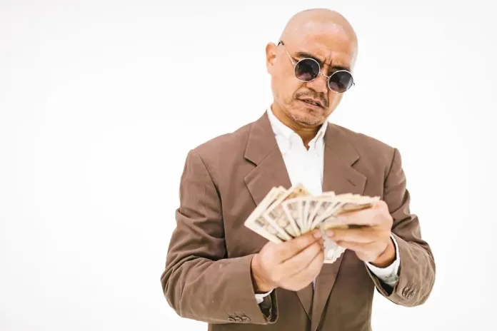 Empresa japonesa ofrece alquiler de personas peligrosas