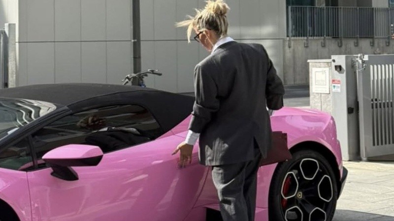 Wanda Nara llegó a la audiencia de divorcio con Mauro Icardi en un Lamborghini rosa