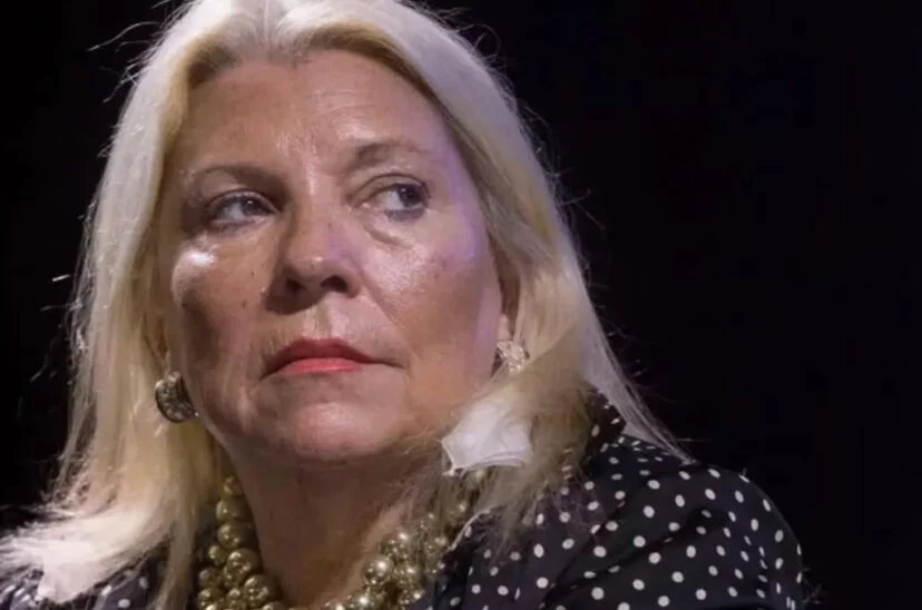 Carrió cruzó a Caputo por la crisis del Garrahan: “Vas a terminar preso y me voy a ocupar de eso”