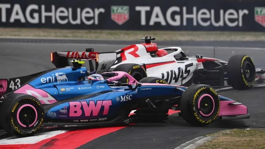 Ocon, “completamente culpable” del choque a Colapinto en China