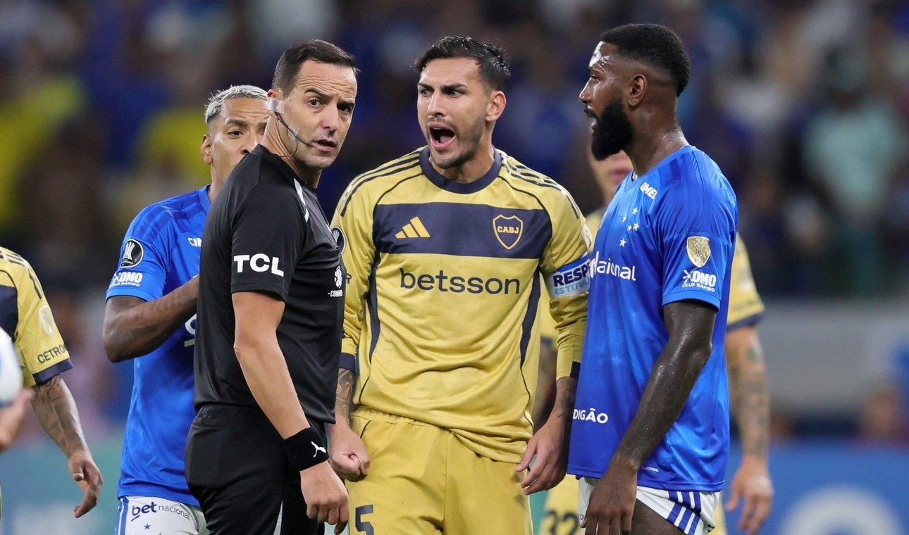 Boca batalló en Brasil y se le escapó en los últimos minutos