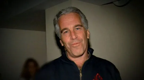 Salió a la luz una presunta carta suicida de Jeffrey Epstein: "Es hora de decir adiós"