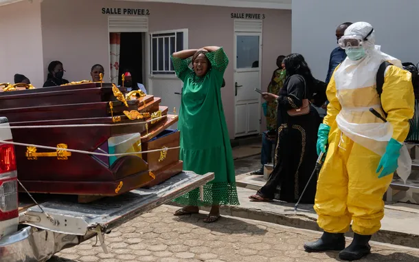 Caos en África por el miedo y la ira de la población ante la propagación sin freno del ébola