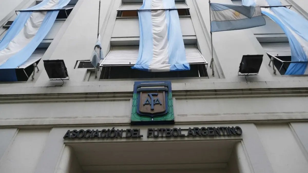 Cierra el mercado de pases en el fútbol argentino