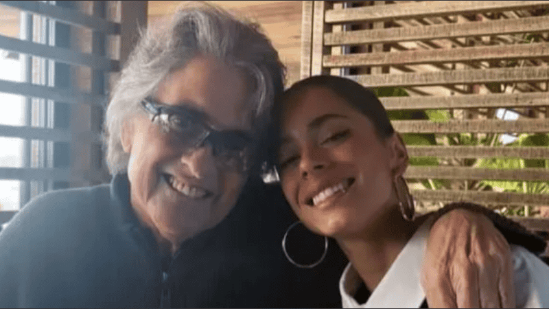 Tensión en la casa de Tini Stoessel: su padre increpó a los medios y les arrojó una piedra