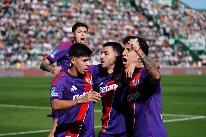 River sufrió en el final pero venció a Banfield en el debut de Ponzio