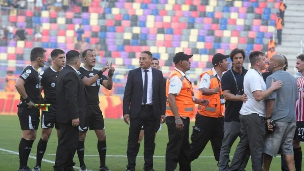 Resolución de AFA por el escándalo entre Estudiantes y Rosario Central: ¿Sanción a Verón?