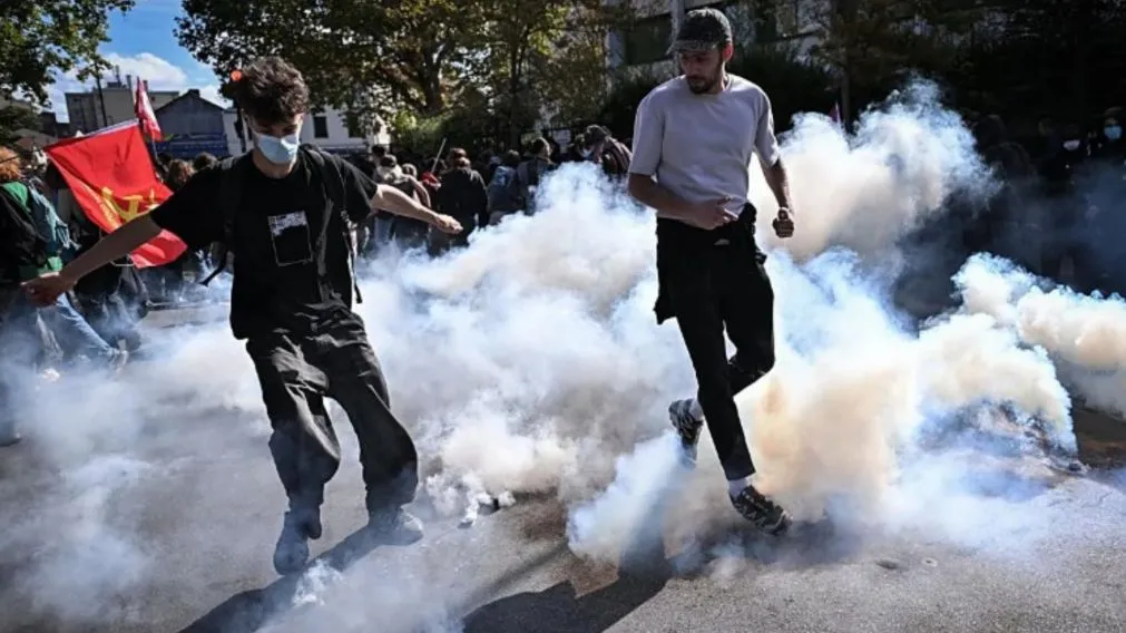 Francia está en alerta por una ola de protestas: las causas del conflicto y sus consecuencias