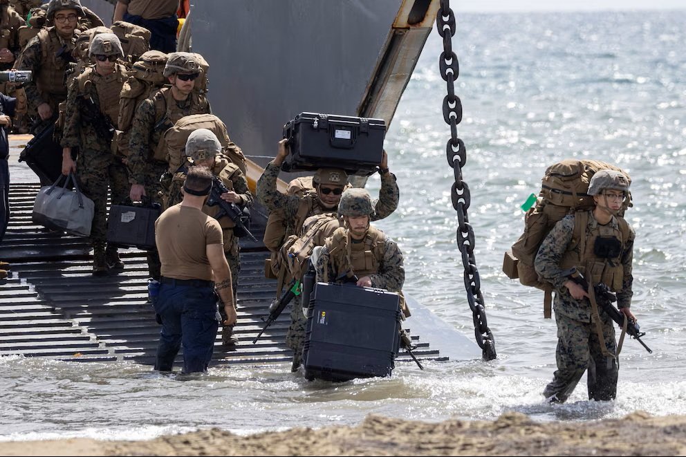 Estados Unidos lanzó un ataque contra presunta “narcolancha” en el Caribe: hay 3 muertos